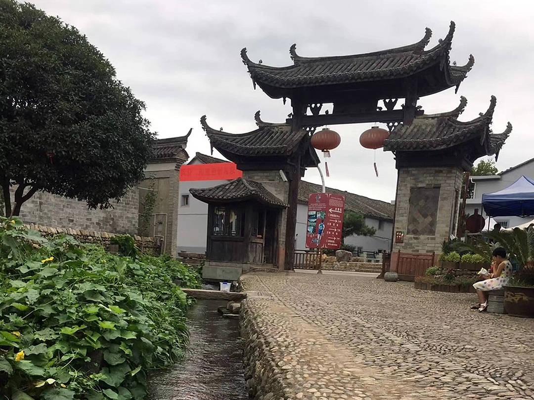 用老公手机卡装到自己手机老公可以看到什么?-专业知识问答网页